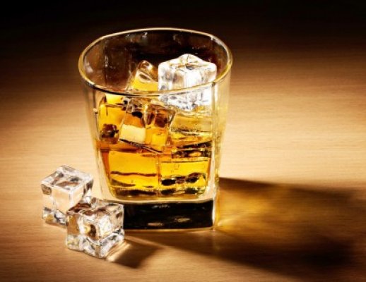 Fura whisky de la Selgros şi-l vindea pe litoral